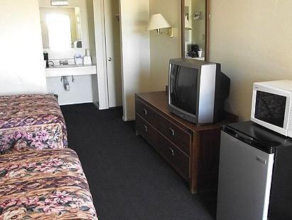 Glen Rose Inn & Suites Room photo